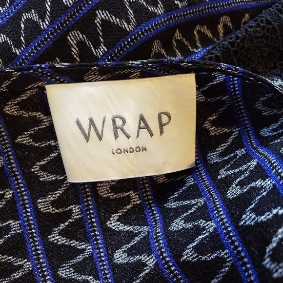 Wrap London Flowy Draped Blouse Shirt Geometric - Picture 5 of 7